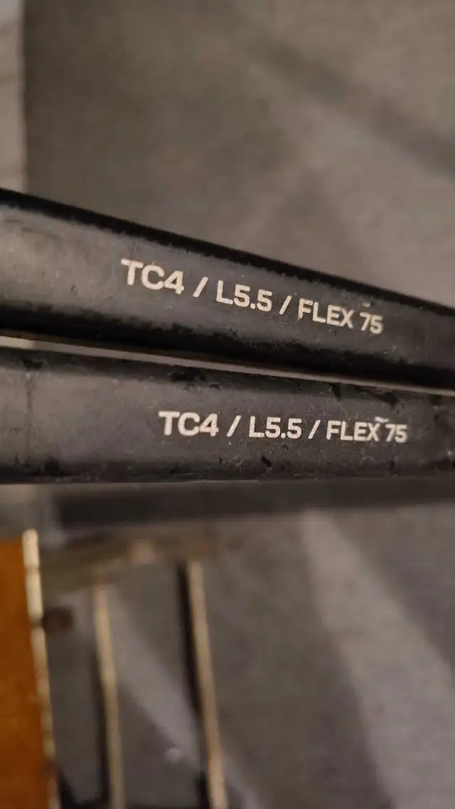 True A5.2 SBP hockey sticks in Hockey in Markham / York Region - Image 3