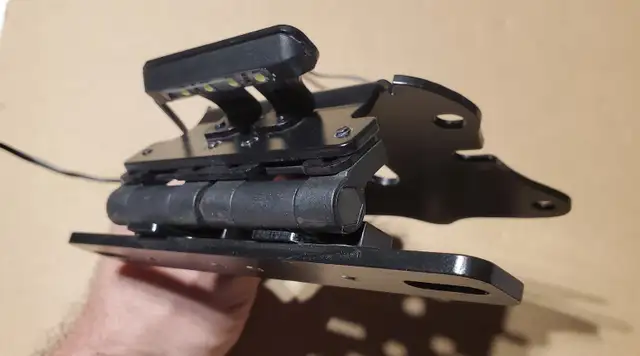 FlipNDip - 2021-2023 Yamaha MT09 Adjustable Tail Tidy/flip plate in Motorcycle Parts & Accessories in Hamilton - Image 3