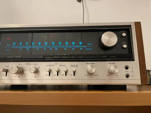Pioneer SX-939, amazing sound 70WPC in Stereo Systems & Home Theatre in Kingston - Image 4