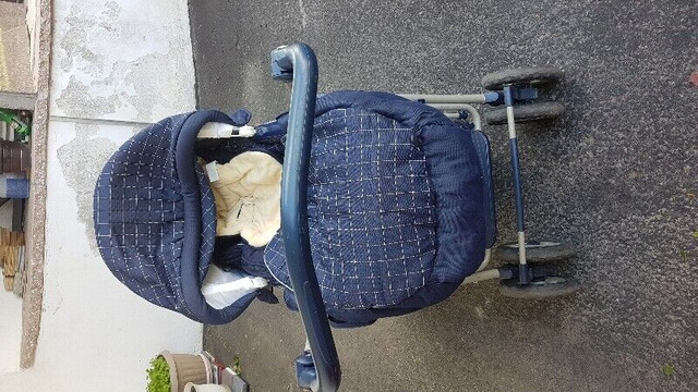 PEG-PEREGO POUSSETTE dans Poussettes, porte-bébés et sièges d'auto  à Ville de Montréal - Image 2