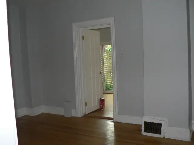House for rent, 2 bedrooms + small childs /computer room. $2,18863694108740993120