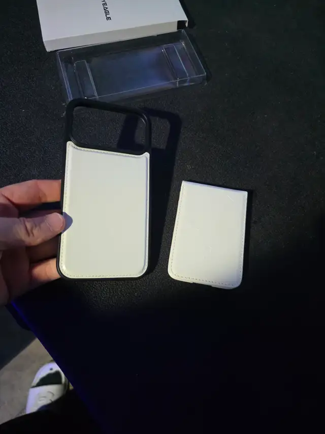 iPhone 17 pro max case and wallet in Cell Phones in Cambridge - Image 2