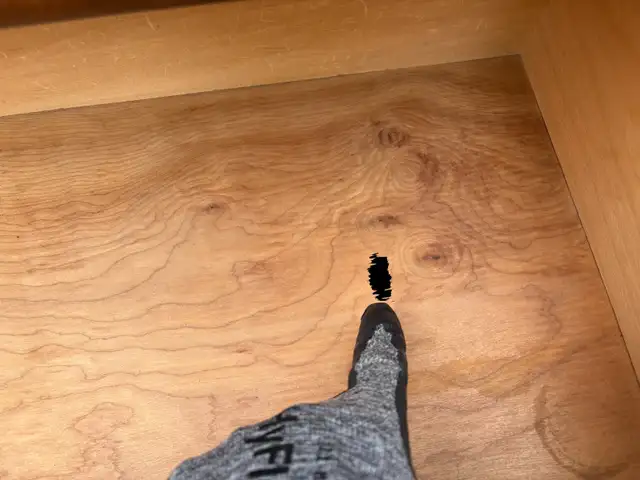 Three Drawer Dresser (Needs Couple Small Repairs) in Dressers & Wardrobes in Peterborough - Image 8