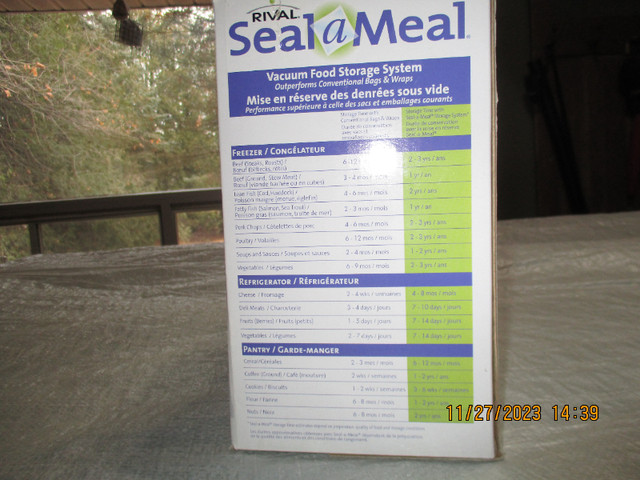 Vacuum food sealer in Other in Oakville / Halton Region - Image 2