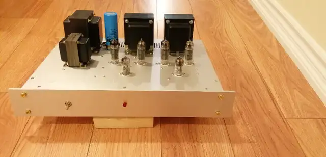EL84x4 Stereo Power Push-Pull Tube Amplifier .Max.17W/Channel in General Electronics in Markham / York Region - Image 2