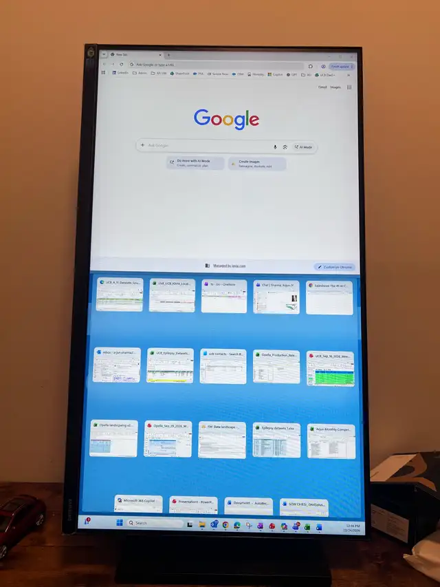 Monitor - Samsung 28”