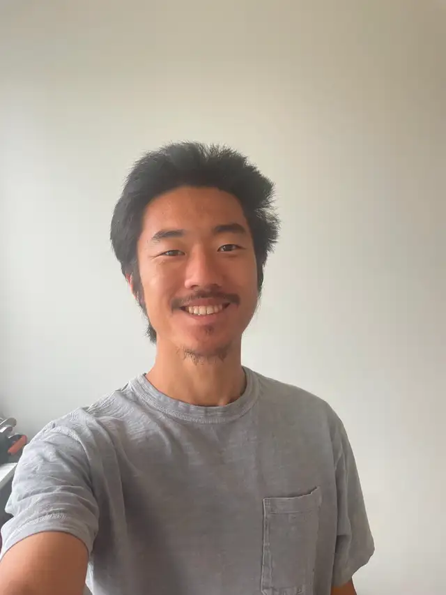 Highschool and IB math and physics tutor