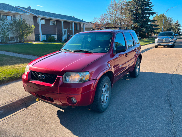 2005 ford escape limited in Cars & Trucks in St. Albert