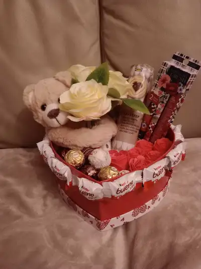 Adorable Valentine's Day Gift Box, View more