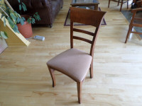 chaise solide et confortable