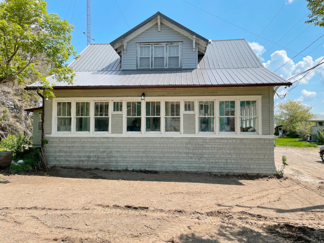 104 2nd St. E., Kincaid in Houses for Sale in Swift Current