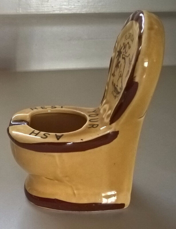 Vintage Florida Souvenir Ashtray/Toilet in Arts & Collectibles in Oshawa / Durham Region - Image 3