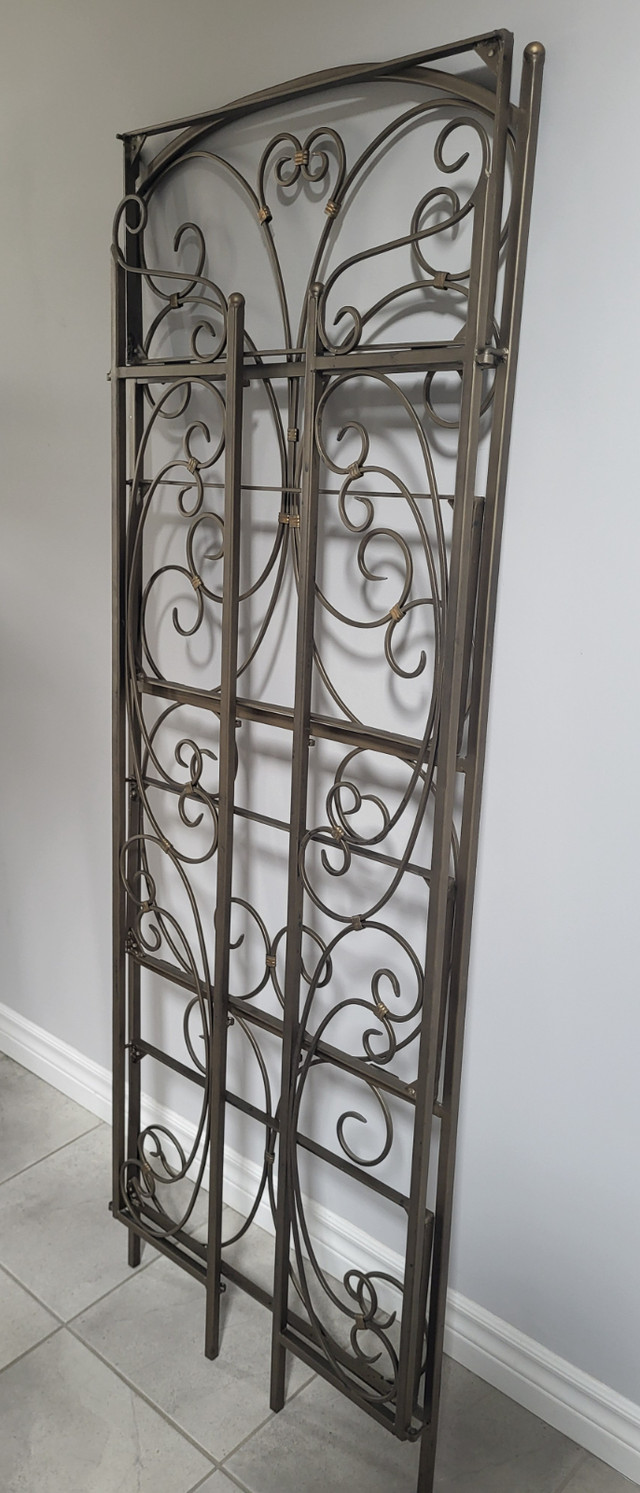 EXCELLENT QUALITY AND CONDITION. in Home Décor & Accents in Kitchener / Waterloo - Image 3
