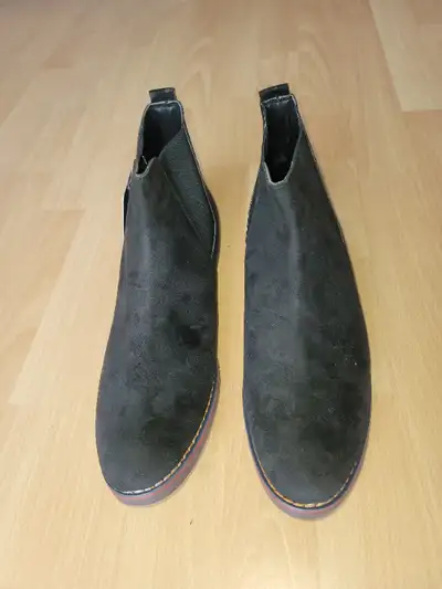 Lee Cooper Men’s Black Suede Leather Shoes New, View more
