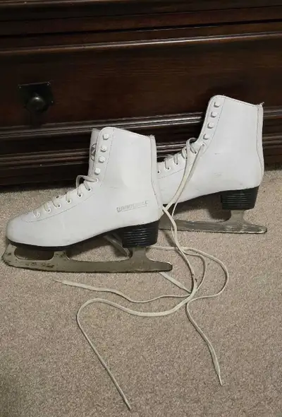 Figure skates size 7.5, View more