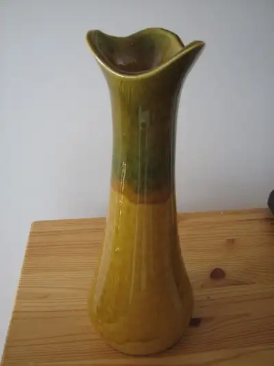 BEAUCE- POTTERIE no 103 - VINTAGE-VASE, View more