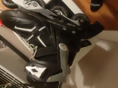 Size 9 Roller Blades for sale, Voir plus