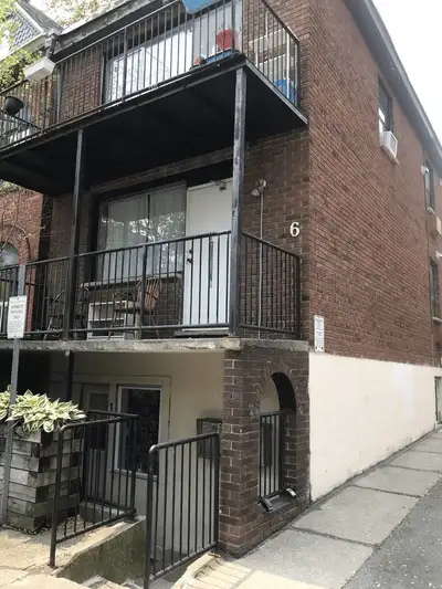 GREAT 540 SQFT 1-BDRM UNIT - KING/DUFFERIN - 6 ELM GROVE