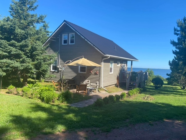 Beautiful Oceanfront PEI Cottage!! in Prince Edward Island - Image 2