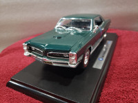 Welly Collection Gm 1966 Pontiac GTO 1:18 Scale Diecast  Green