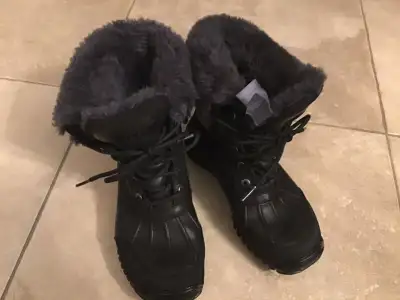 Ugg Adirondack authentique sheepskin boots black size 7, View more
