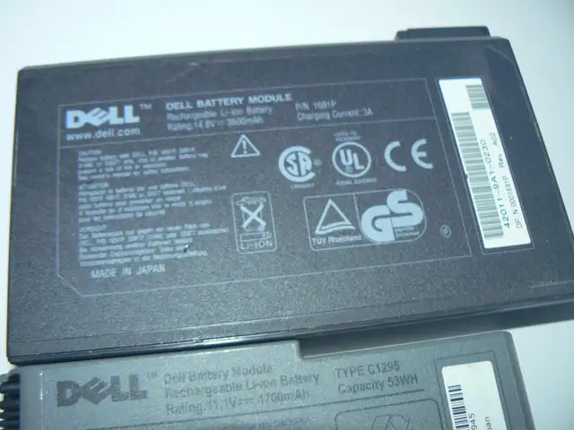 Laptop scrap battery for harvesting cells in Laptop Accessories in City of Toronto - Image 4