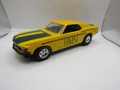 DIECAST 1/25 FORD MUSTANG BOSS 302 DE ERTL, View more