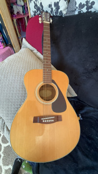 Yamaha FG-331 Guitar 