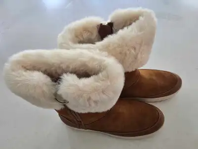 Women's Koolaburra by UGG Boots - NEW, View more