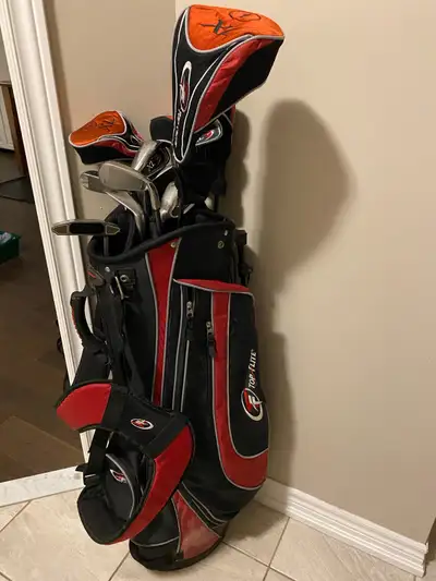 Left Top-Flite XL Golf Club Set, View more