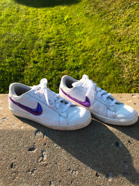 Women's Nike Tennis Shoes | Size 6.5 | $60 OBO