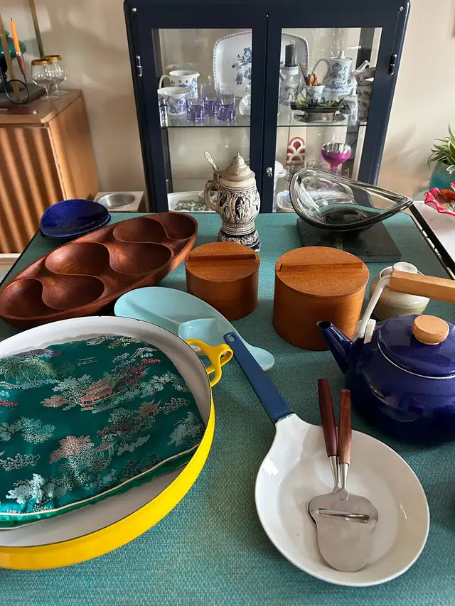 Downsizing estate sale mcm retro in Home Décor & Accents in Ottawa - Image 5