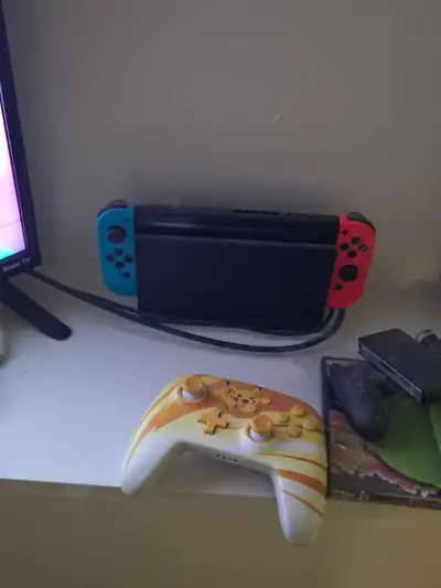 Nintendo switch 3 controllers 2 used 1 brandnew, View more