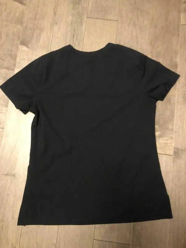 Scrubs Nurse V Neck Woman Black Size M Health Uniform Medical in Women's - Other in Calgary - Image 3