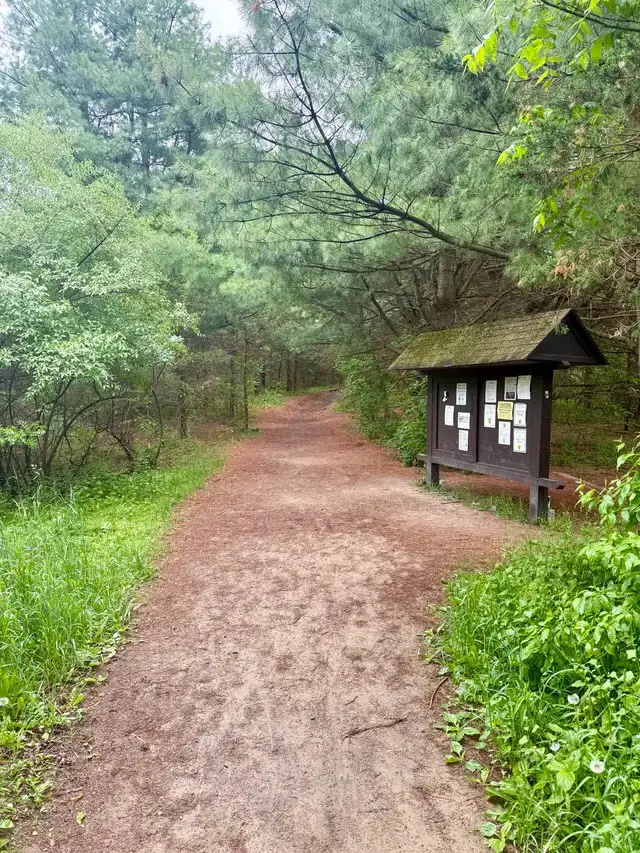 Weekend hikes463245079615918080