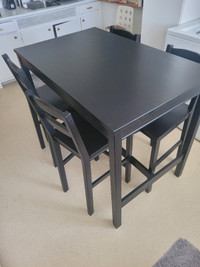 IKEA Jokkmokk / Bar table and stools / Table haute et chaises