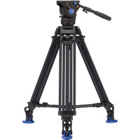 hydraulic tripod for professional video production