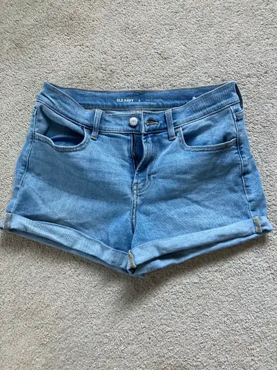 Old Navy light blue jean shorts size 0, View more
