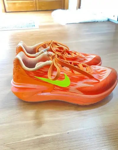 Nike GT cut 2 basketball shoes, View more