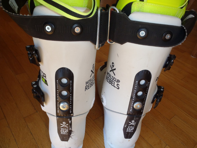 ski boots in Ski in Barrie - Image 3