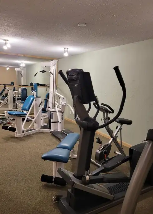 Pet Friendly - Huge 1-Bedroom + Den Apartment –  FOR RENT in Long Term Rentals in Kamloops - Image 10