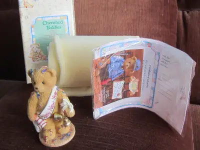 Cherished Teddies - Newton (272361). "Ringing In The New Year With Cheer". This was introduced in 19...