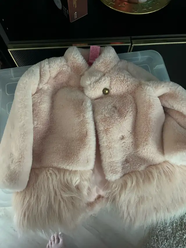 2T coat pink in Clothing - 2T in Kitchener / Waterloo - Image 2