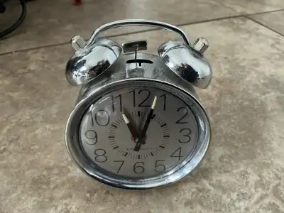 VINTAGE SMALL CLOCK DIAMETER 3.25 INCHES , View more