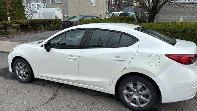 Mazda 2014 manuel seulement 117000kilo mécanique A1 dans Autos et camions  à Longueuil/Rive Sud - Image 4