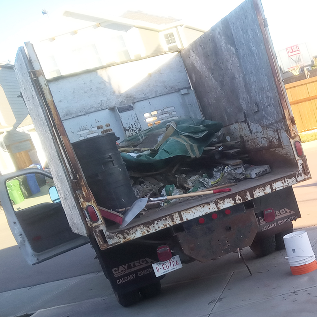 Dump Runs, Junk removal, and garbage hauling. Easy and Fast in Other in Calgary - Image 3
