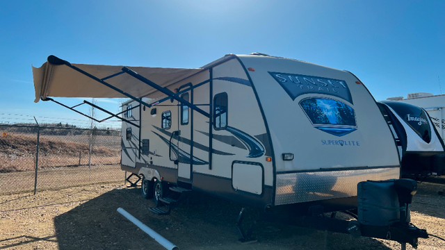 SUNSET TRAILER in Travel Trailers & Campers in Red Deer