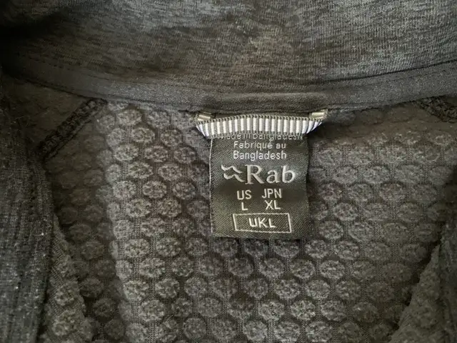 2 RAB Nexus midlayer - Large in Men's in City of Toronto - Image 4