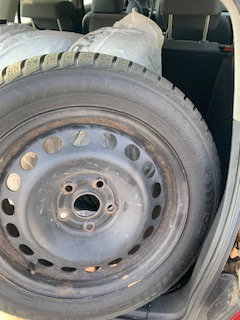 4 Winter Tires on Rims 205/55R16 Has great tread on them