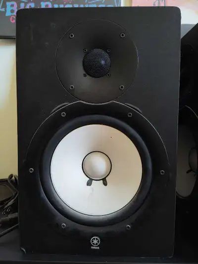 Yamaha HS80M Powered Studio Monitors, View more